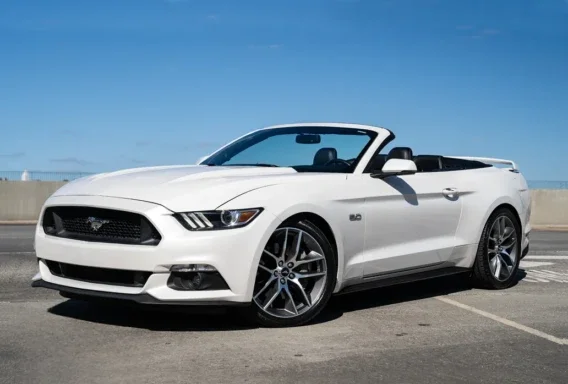 Ford Mustang (Автомат, 2.3 л, 4 місця)