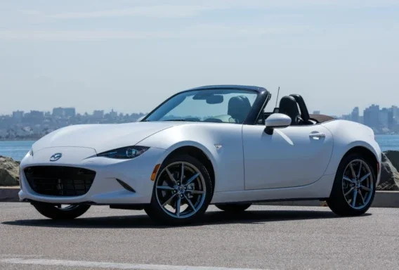 Mazda MX-5 Cabrio 2.0 (Механіка, 2.0 л, 2 місця)