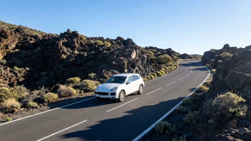 Porsche Cayenne E-Hybrid Огляд водіння на Тенеріфе
