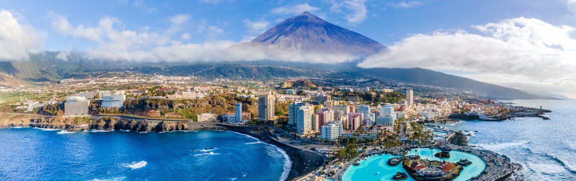 Пуерто-де-ла-Крус: Чарівне поєднання історії, природної краси та яскравої культури
